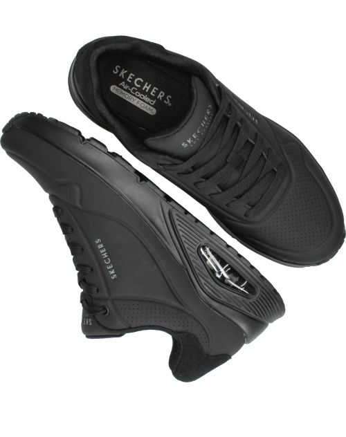 Durlinger Skechers Uno Suited on air